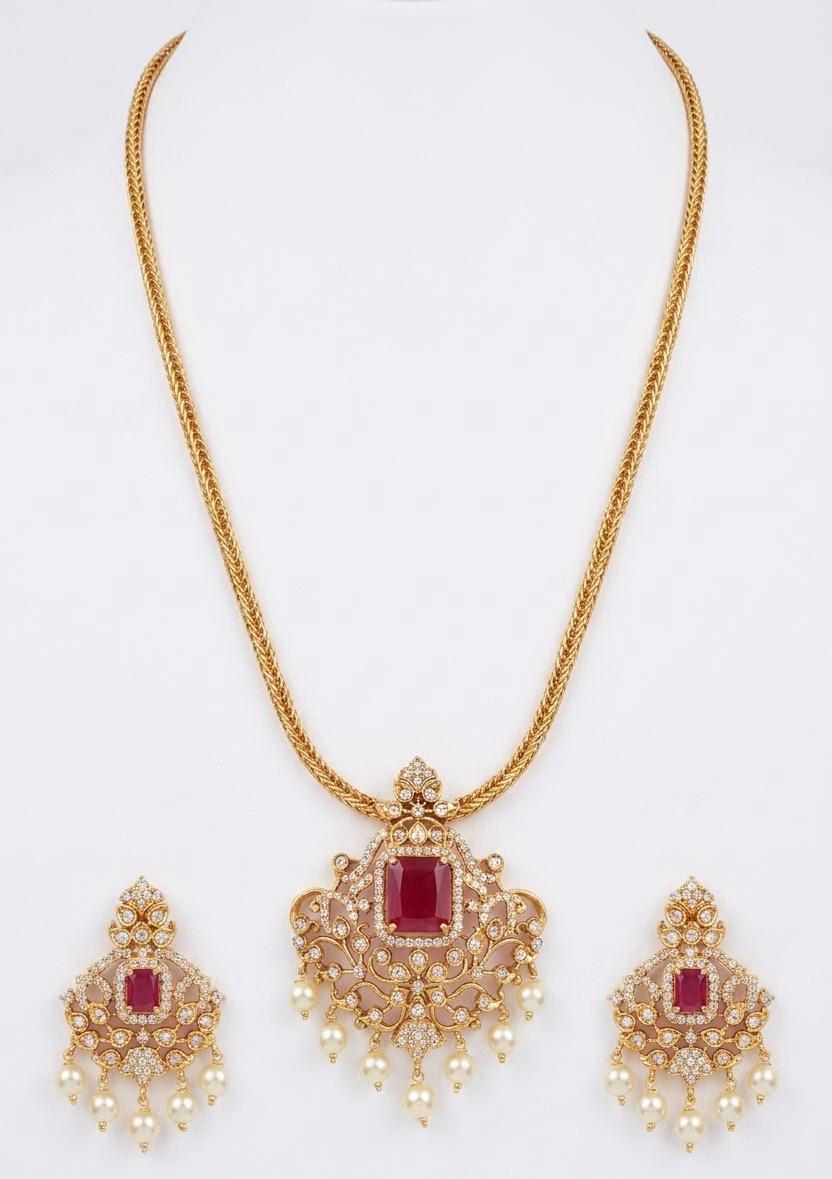 Ruby Pendent